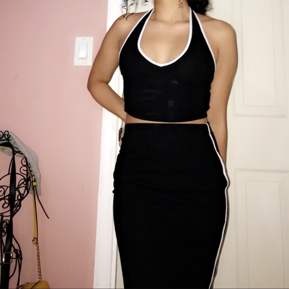 2 piece Forever 21 Crop top & pencil skirt